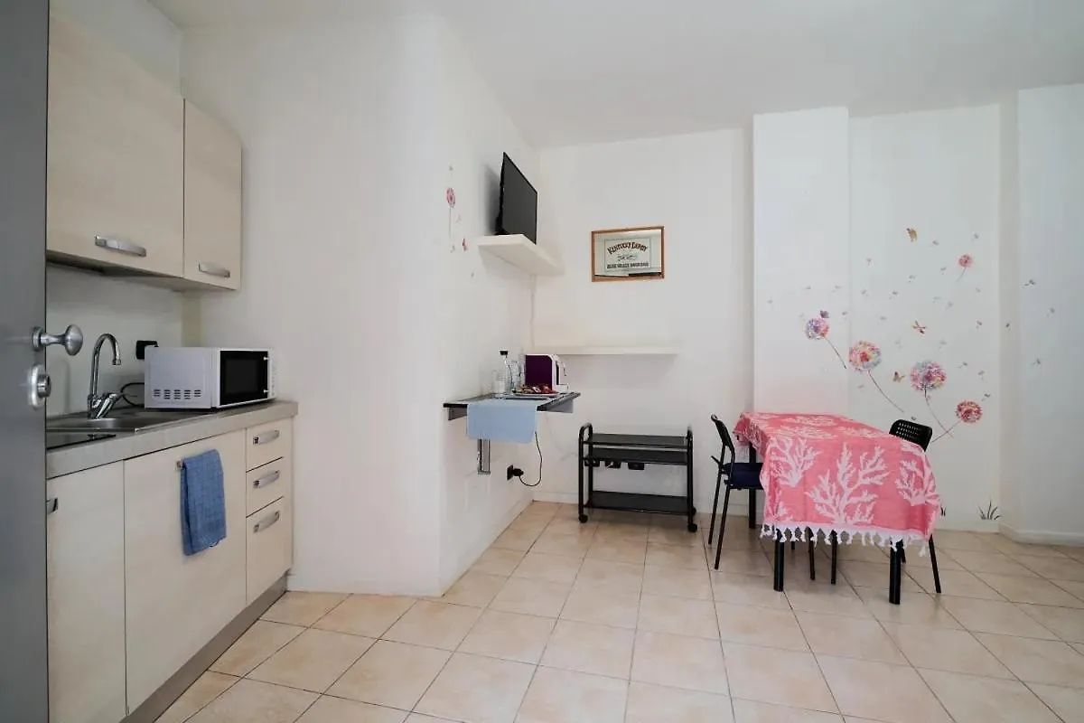 Feel Like Home In Mediolan Apartament